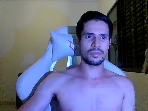 Snapshot of Cshunderlick chatting on 18, 2, 2026 Cshunderlick online show from 18, 2, 2026