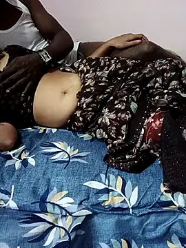 Snapshot of desicpl26 chatting on 15, 2, 2026 desicpl26 online show from 15, 2, 2026