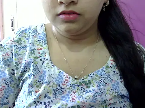 Cute Aliyaa online show from 12, 4, 2026