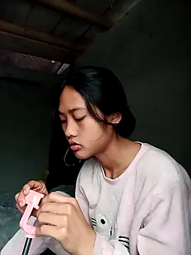 Hoa-tuylip online show from 19, 3, 2026