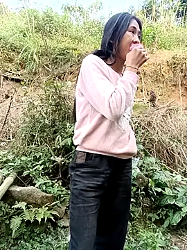 Hoa-tuylip online show from 25, 3, 2026