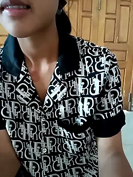 Hoa-tuylip online show from 17, 4, 2026