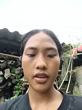 Snapshot of Hoa-tuylip chatting on 17, 7, 2026 Hoa-tuylip online show from 17, 7, 2026