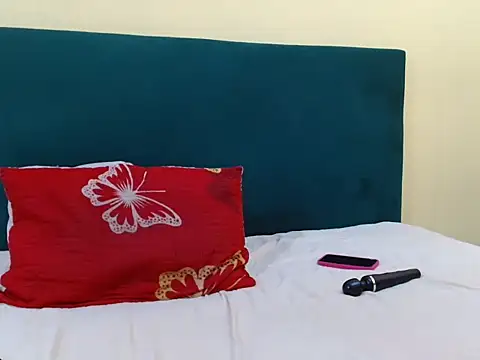 Snapshot of FreakyMelanin18 chatting on 12, 2, 2026 FreakyMelanin18 online show from 12, 2, 2026