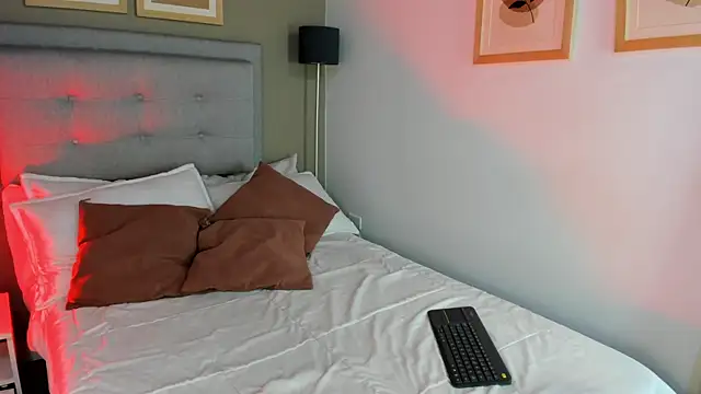 SalomeStorm  online show from 17, 2, 2026