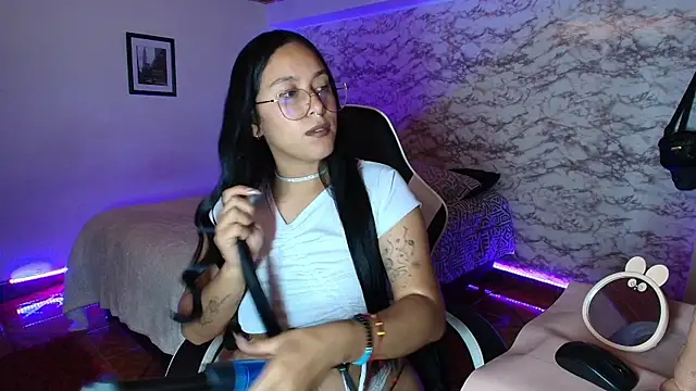 Snapshot of Camila_IRoose chatting on 19, 3, 2026 Camila IRoose online show from 19, 3, 2026