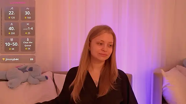 MollyHilton online show from 13, 3, 2026