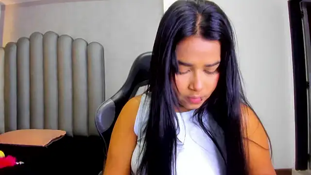 Snapshot of Shirleytaylor- chatting on 26, 2, 2026 Shirleytaylor- online show from 26, 2, 2026