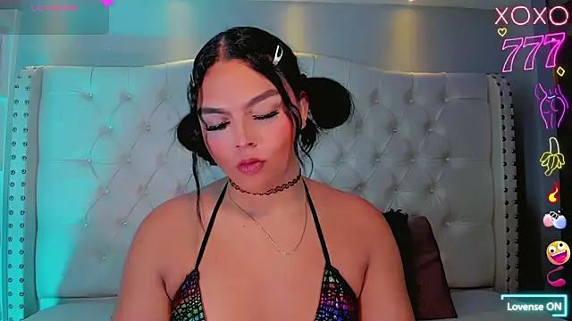 Maia Hotts online show from 21, 5, 2026