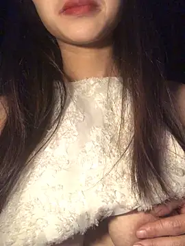 uyensexy online show from 10, 2, 2026