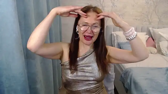 MarinaOnebest online show from 19, 4, 2026