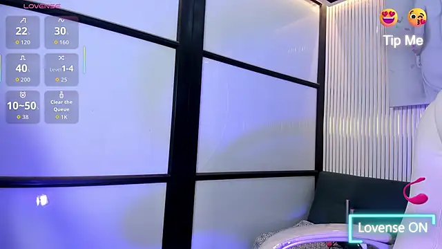 VenusColeman  online show from 6, 2, 2026