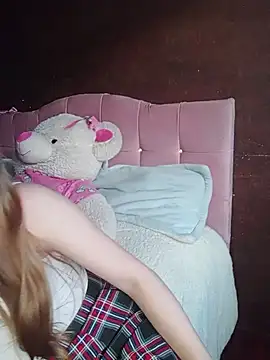 MimiSoftie online show from 7, 3, 2026