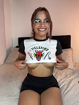  Victoria foxx  online show from 9, 2, 2026