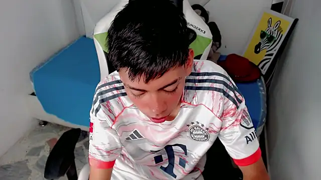 Snapshot of Liarr_ chatting on 6, 2, 2026 Liarr online show from 6, 2, 2026