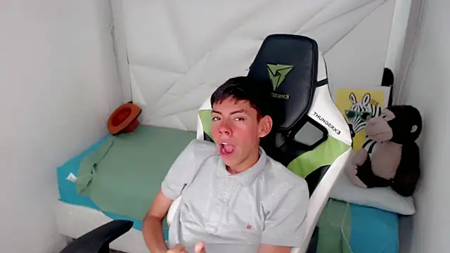 Snapshot of Liarr_ chatting on 16, 2, 2026 Liarr online show from 16, 2, 2026