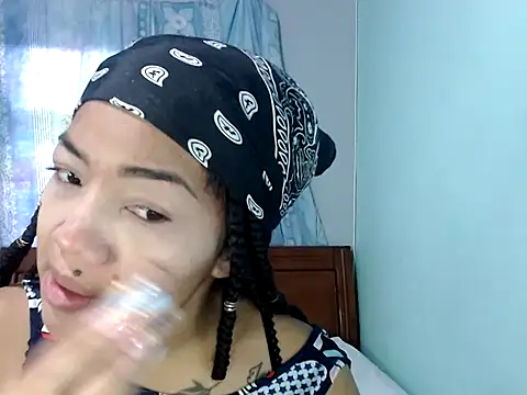 Snapshot of Sexy_Supermomm chatting on 28, 2, 2026 Sexy Supermomm online show from 28, 2, 2026