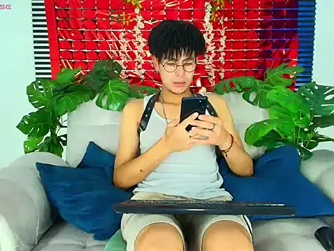 Snapshot of ThiiagoSaeenz chatting on 23, 2, 2026 ThiiagoSaeenz online show from 23, 2, 2026