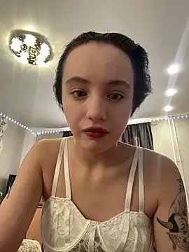 Snapshot of MiaTee chatting on 3, 2, 2026 MiaTee online show from 3, 2, 2026