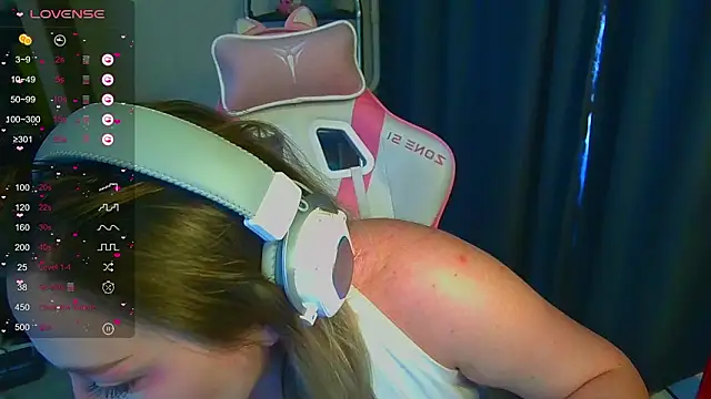 Emiliaaah online show from 26, 2, 2026