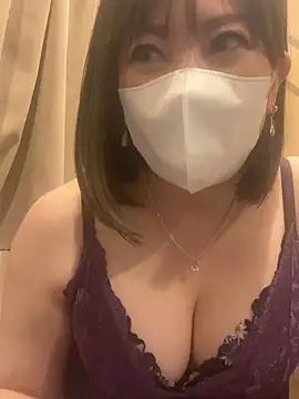 Mitsuco surflady online show from 17, 3, 2026