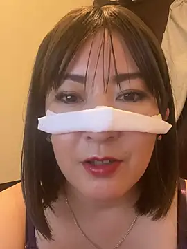 Mitsuco surflady online show from 12, 4, 2026