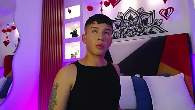 Snapshot of Fancy_Vixen chatting on 17, 2, 2026 Fancy Vixen online show from 17, 2, 2026