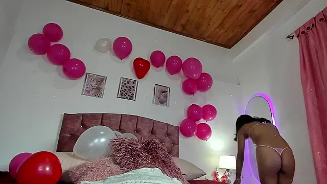 Snapshot of luna_velveth chatting on 13, 2, 2026 luna velveth online show from 13, 2, 2026