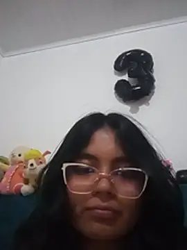 luna velveth online show from 11, 3, 2026