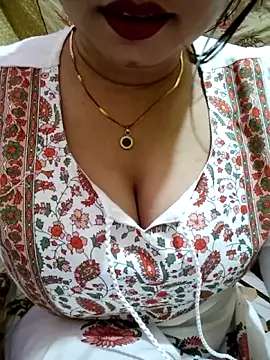 Snapshot of PARI51 chatting on 1, 5, 2026 PARI51 online show from 1, 5, 2026