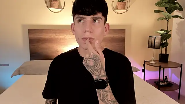 Snapshot of Angel_eros_ chatting on 4, 2, 2026 Angel eros online show from 4, 2, 2026