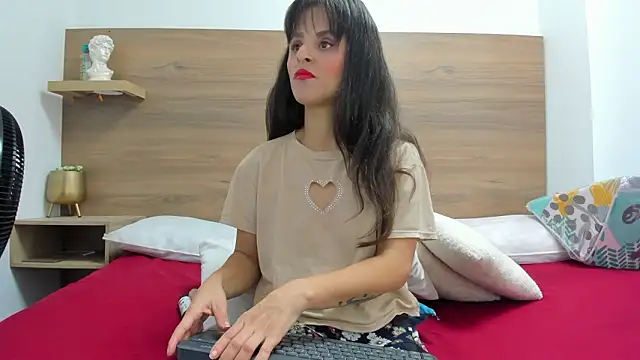 Snapshot of luz-miiaa chatting on 23, 2, 2026 luz-miiaa online show from 23, 2, 2026