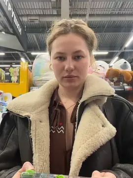 Snapshot of AsynaYuuki chatting on 23, 2, 2026 AsynaYuuki online show from 23, 2, 2026