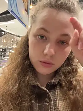 Snapshot of AsynaYuuki chatting on 1, 3, 2026 AsynaYuuki online show from 1, 3, 2026