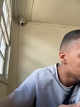 Snapshot of hotboyluxe chatting on 11, 7, 2026 hotboyluxe online show from 11, 7, 2026