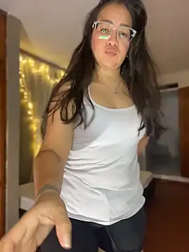 alisbloom online show from 10, 4, 2026