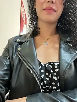 SirenStell0 online show from 10, 4, 2026