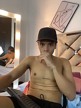 Alejandroo Montenegro online show from 4, 3, 2026