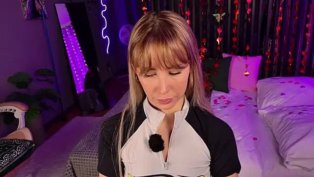 Snapshot of plugmyHDMI chatting on 9, 2, 2026 plugmyHDMI online show from 9, 2, 2026