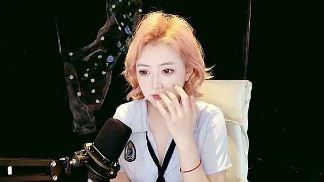 Snapshot of Lady-Mia777 chatting on 3, 2, 2026 Lady-Mia777 online show from 3, 2, 2026