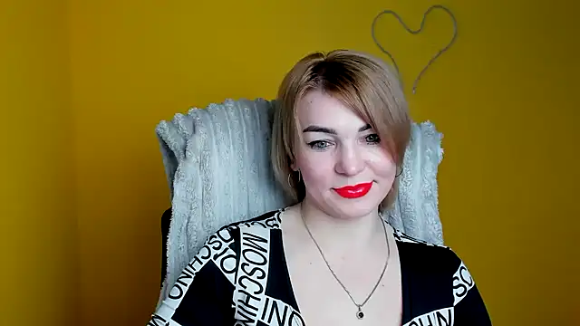 Snapshot of CuttieEmma chatting on 7, 2, 2026 CuttieEmma online show from 7, 2, 2026