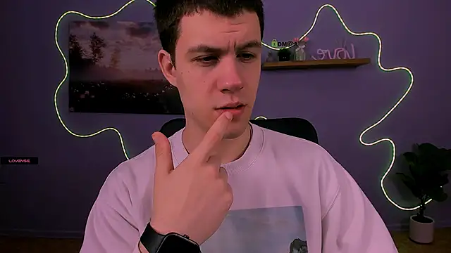 neo raze online show from 17, 4, 2026