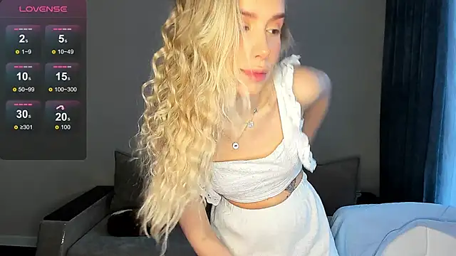 Snapshot of Elysia_kiss chatting on 27, 2, 2026 Elysia kiss online show from 27, 2, 2026