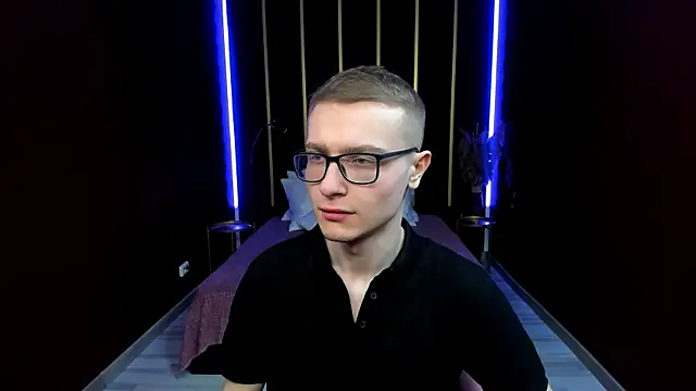 Snapshot of Emmit_Barker chatting on 2, 5, 2026 Emmit Barker online show from 2, 5, 2026