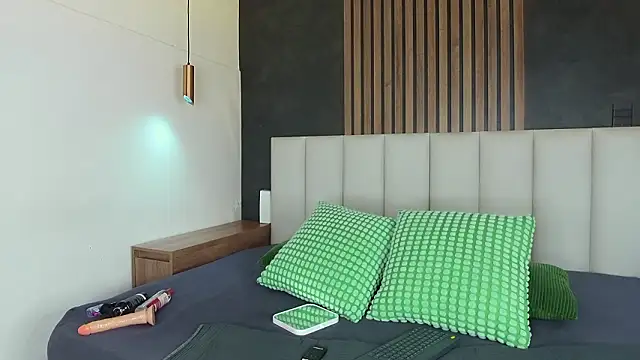 EmmaLou   online show from 25, 2, 2026