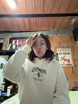 Snapshot of Charlotte_Mason chatting on 13, 2, 2026 Charlotte Mason online show from 13, 2, 2026