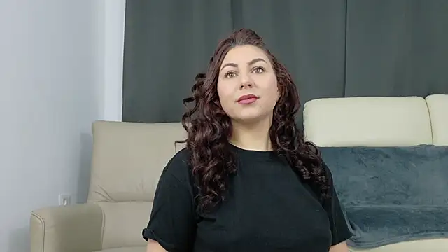 AbellaDesiree online show from 4, 4, 2026