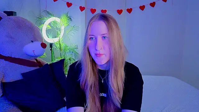 Snapshot of CassieReborn chatting on 28, 2, 2026 CassieReborn online show from 28, 2, 2026