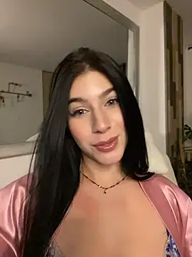 Snapshot of _HannahFox_ chatting on 2, 7, 2026 HannahFox online show from 2, 7, 2026