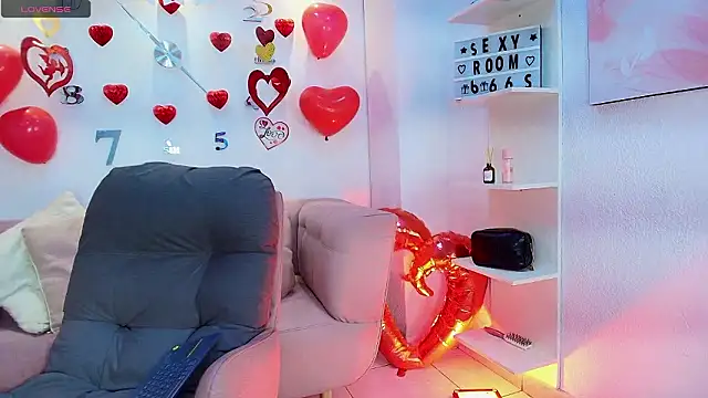 Snapshot of Luna_Millers chatting on 22, 2, 2026 Luna Millers online show from 22, 2, 2026